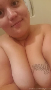 Trying to chill in the pool and have a smoke session i m so glad its part 2