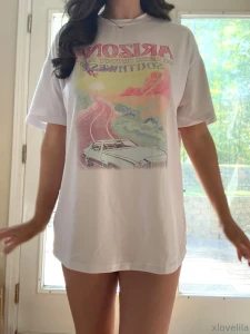 You know i love a big tshirt with nothing under part 1