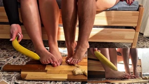 New girl girl with goddessangelface we took on a fun foot-fetish part 1