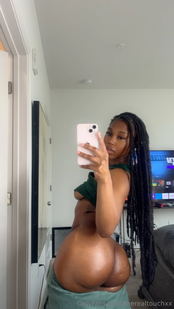 Hey babe does these pants make my butt look big 