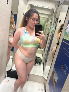 Does this new sports bra fit nicely