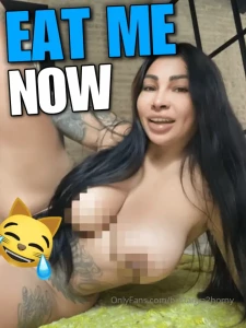 brittanya2horny - Eat my pussy out rn i love it when i get my thighs pinned down to the part 2 