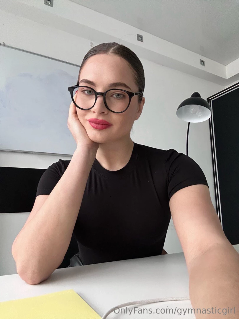 Friday is when you re working but your mind is already on the beach 