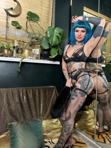 Do you want me in front of the mirror while we have some fun