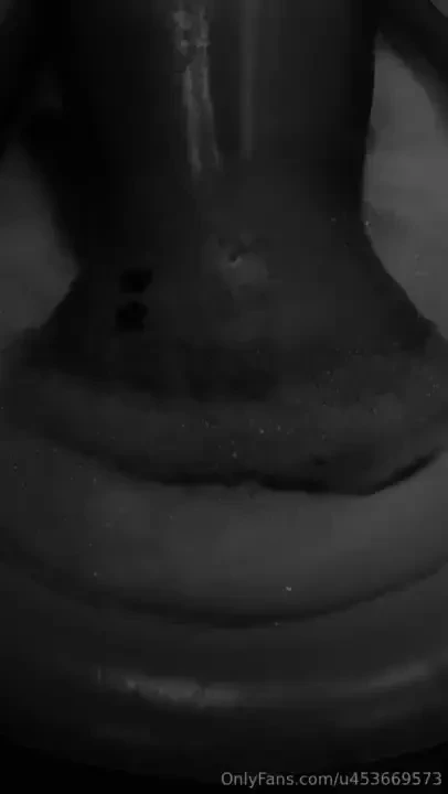 Editing can help so mutch still seeing my ass but not my wet pussy if 