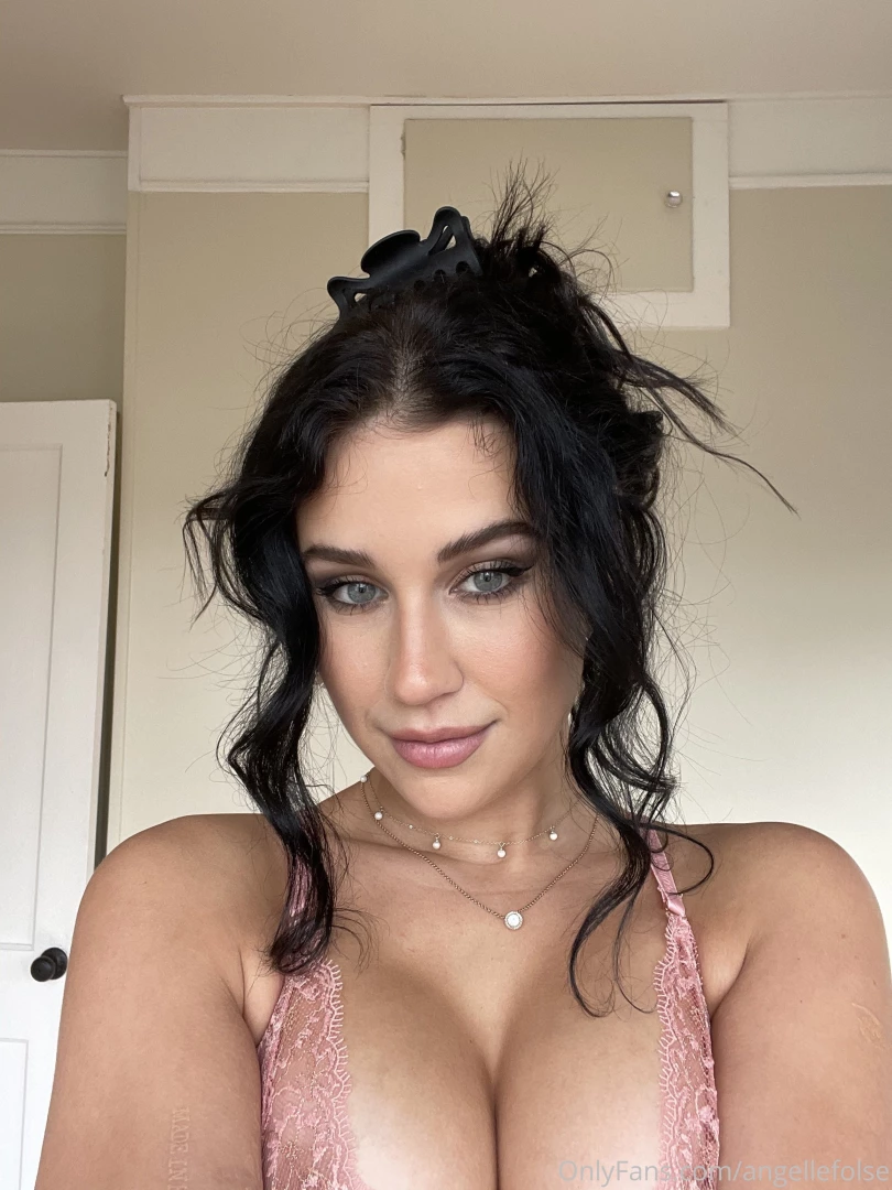 Kiss me like you mean it part 16 