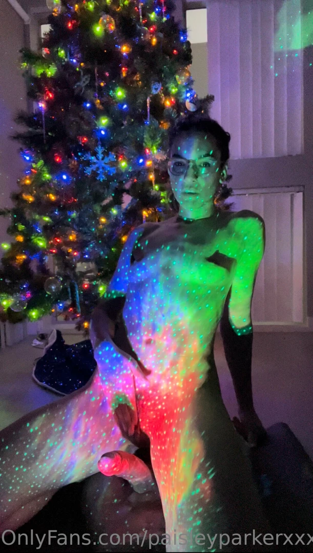 I just fucked myself like a ho ho ho in front of my christmas tree i part 3 