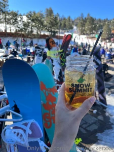 Solo shred day at snow summit do you ski or snowboard