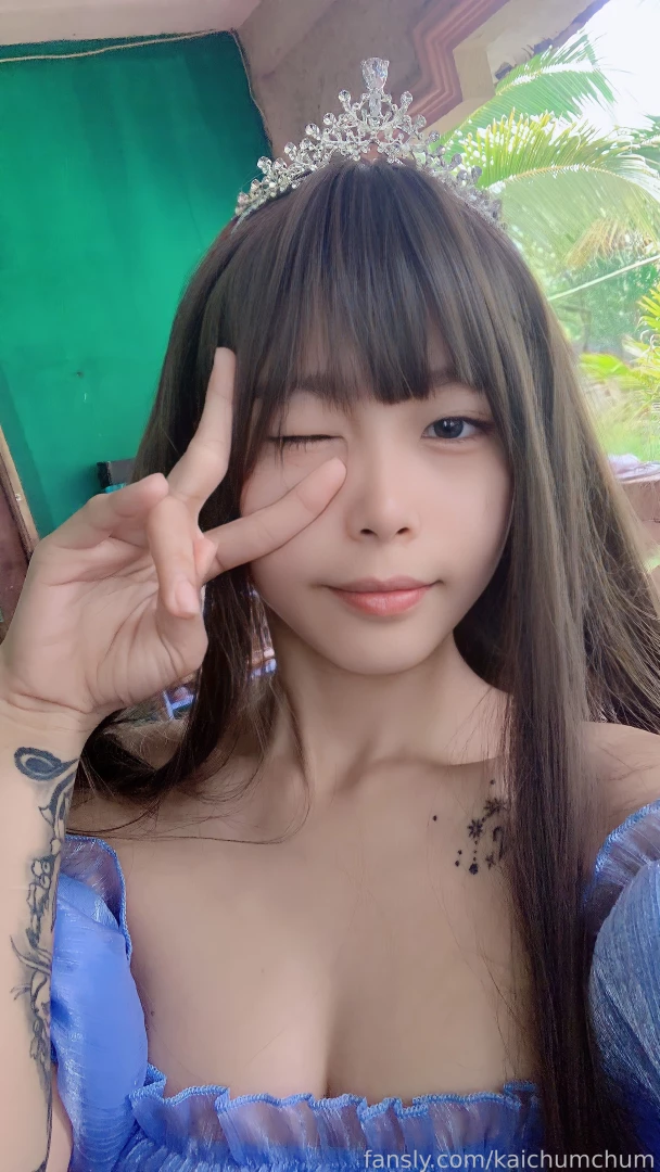 Bad day huhu got my period and boom pain cramps again fuckkkkk aaaaaa 