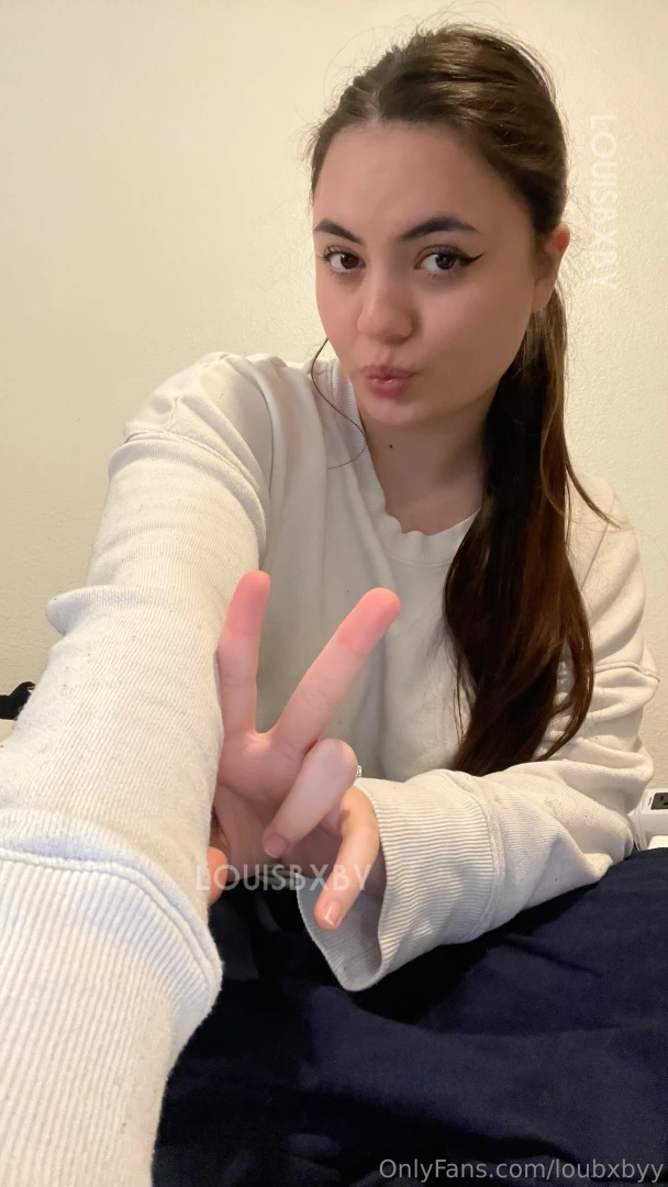 Quick selfie in the middle of work part 1 