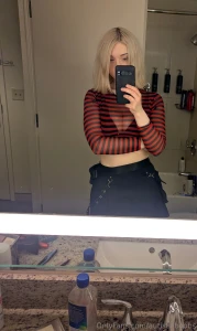 I m going to a bar to get really dru nk tonight tip 10 or more to buy