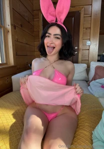 Can i be your dirty mistress in pink