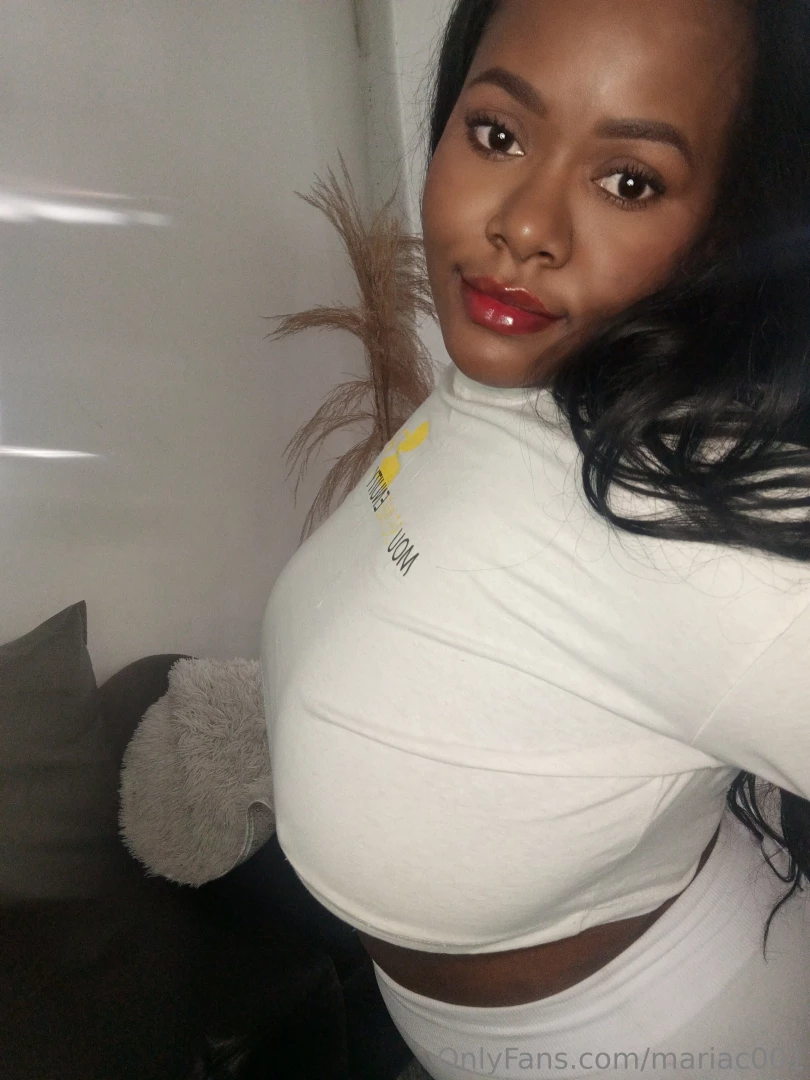 Does anyone want to get naughty right now 