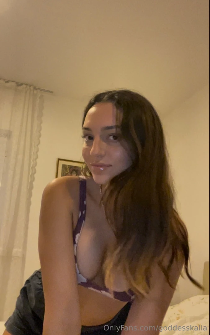 Cute vibes and stunning smiles 