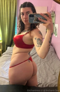 Grabbing handfuls of my squishy hips