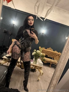 Going live in 10 minutes who s ready