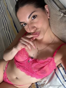 Camerontail love showing her pretty pussy and cum cream on camera just part 2