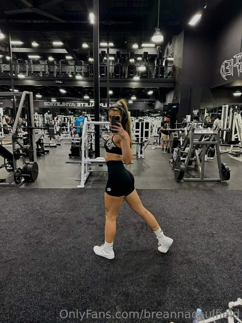 Does it turn you on when girls workout 