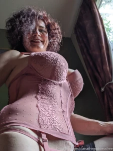 Not a tbt but a lil bush hope your thursday was fun mine was check out part 2