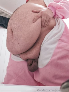 Fat fuck musky boar dad photo session part 3