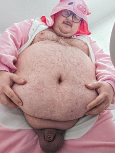 Fat fuck musky boar dad photo session part 2