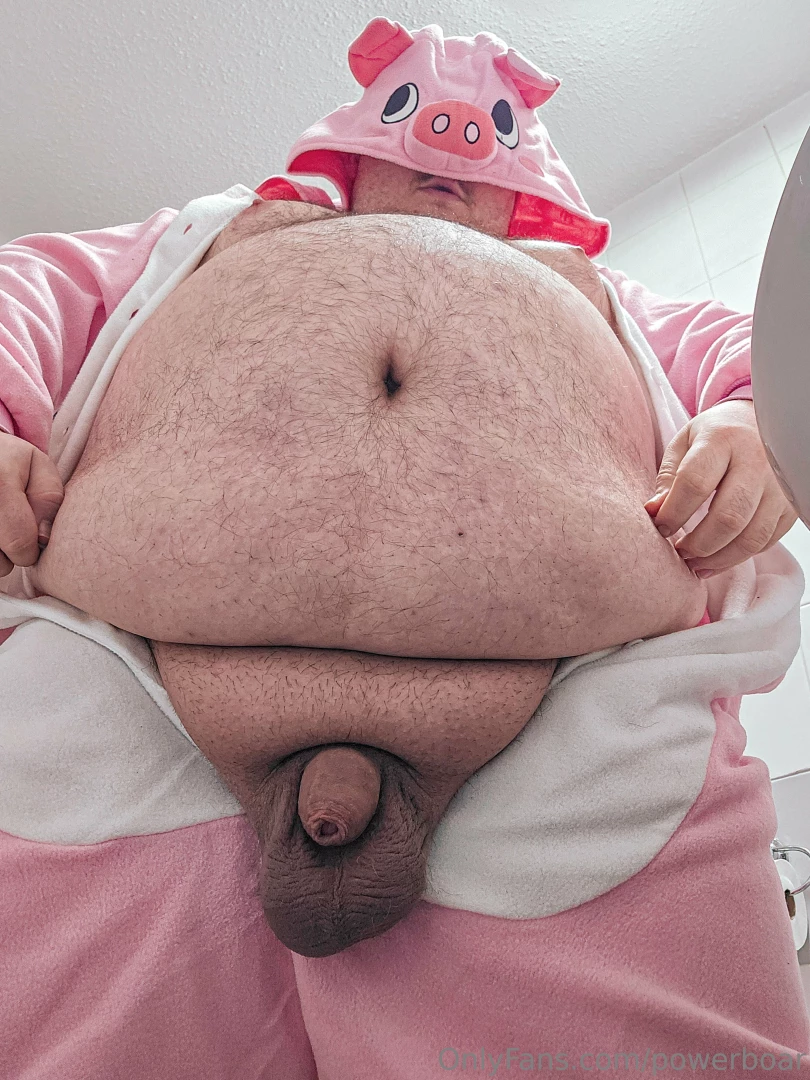 Fat fuck musky boar dad photo session part 4 
