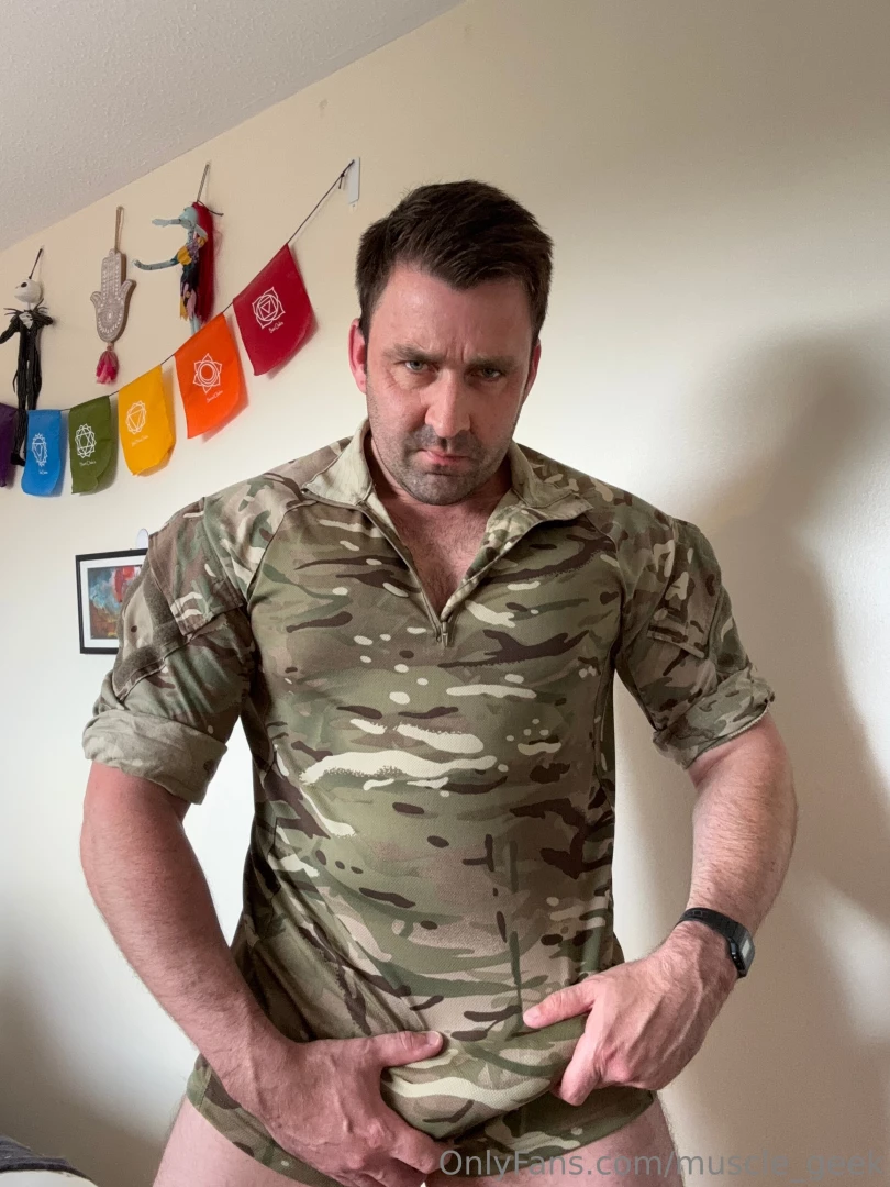 I get so horny after work 