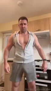 Shake the snake