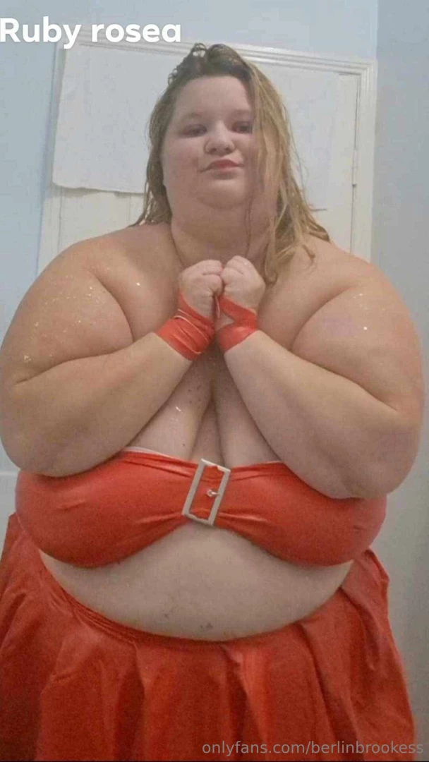 Do you like a submissive bbw cum check out my australian bestie part 17 