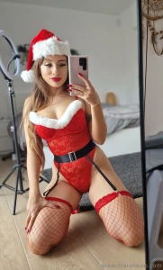 Craving something extra my custom videos and sexy lingerie are waiting