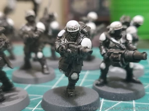 Trying out a new wash method with oil paint mineral spirits and it