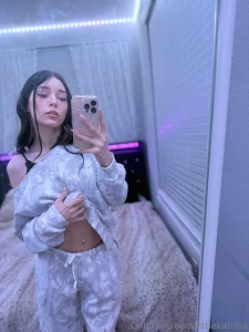 Its freezing but let s be real i know im the only thing you wanna get part 1