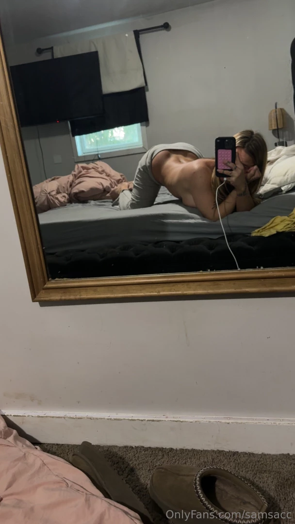 Happy tuesday part 990 