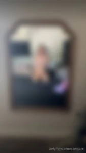 Took everything off and bent right over while i shake my booty did u