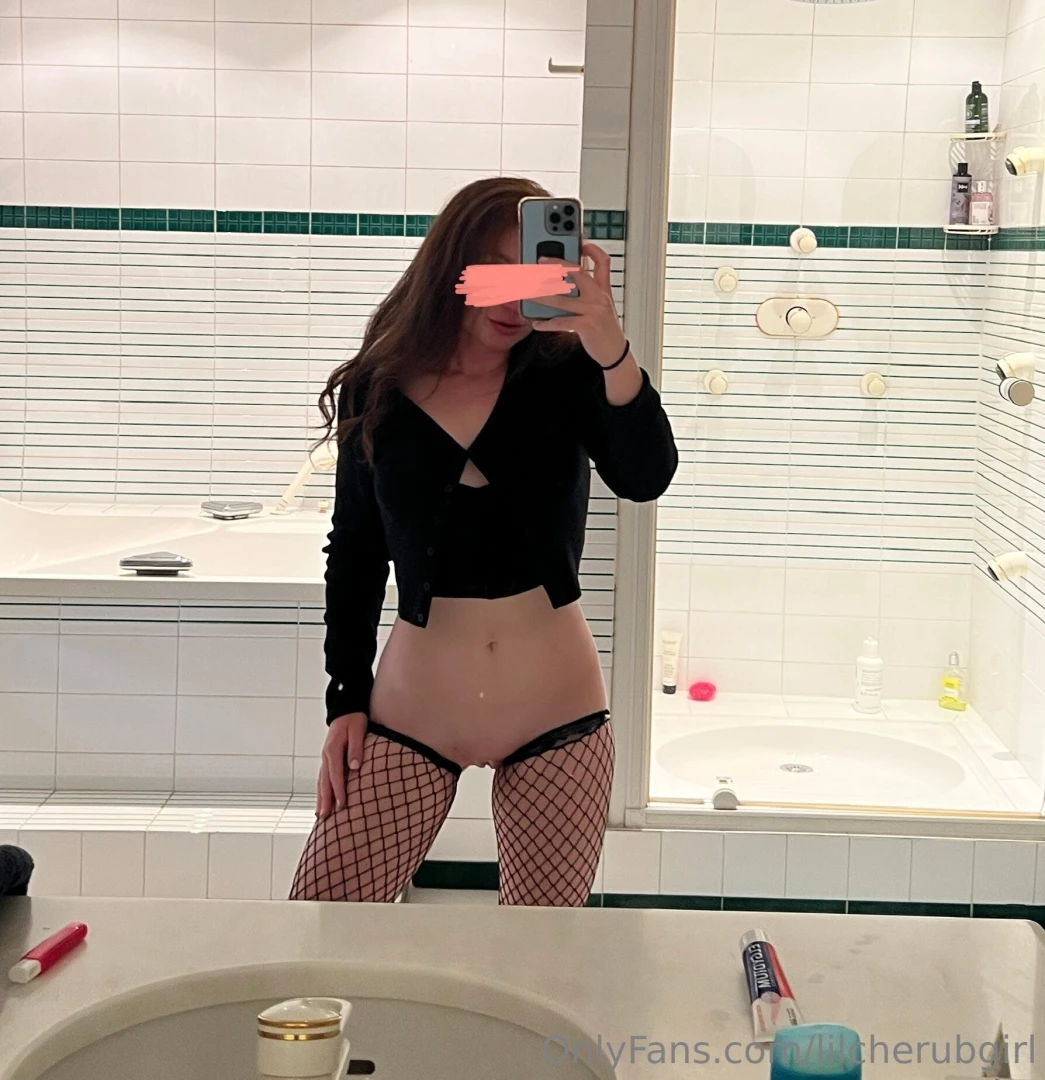 These photos are giving luxe cutie pie prostitute which is one of my 