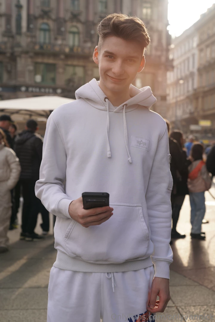 Es kommt noch mehr keine sorge more to come don t worry 