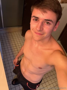 Late night no one s here rn
