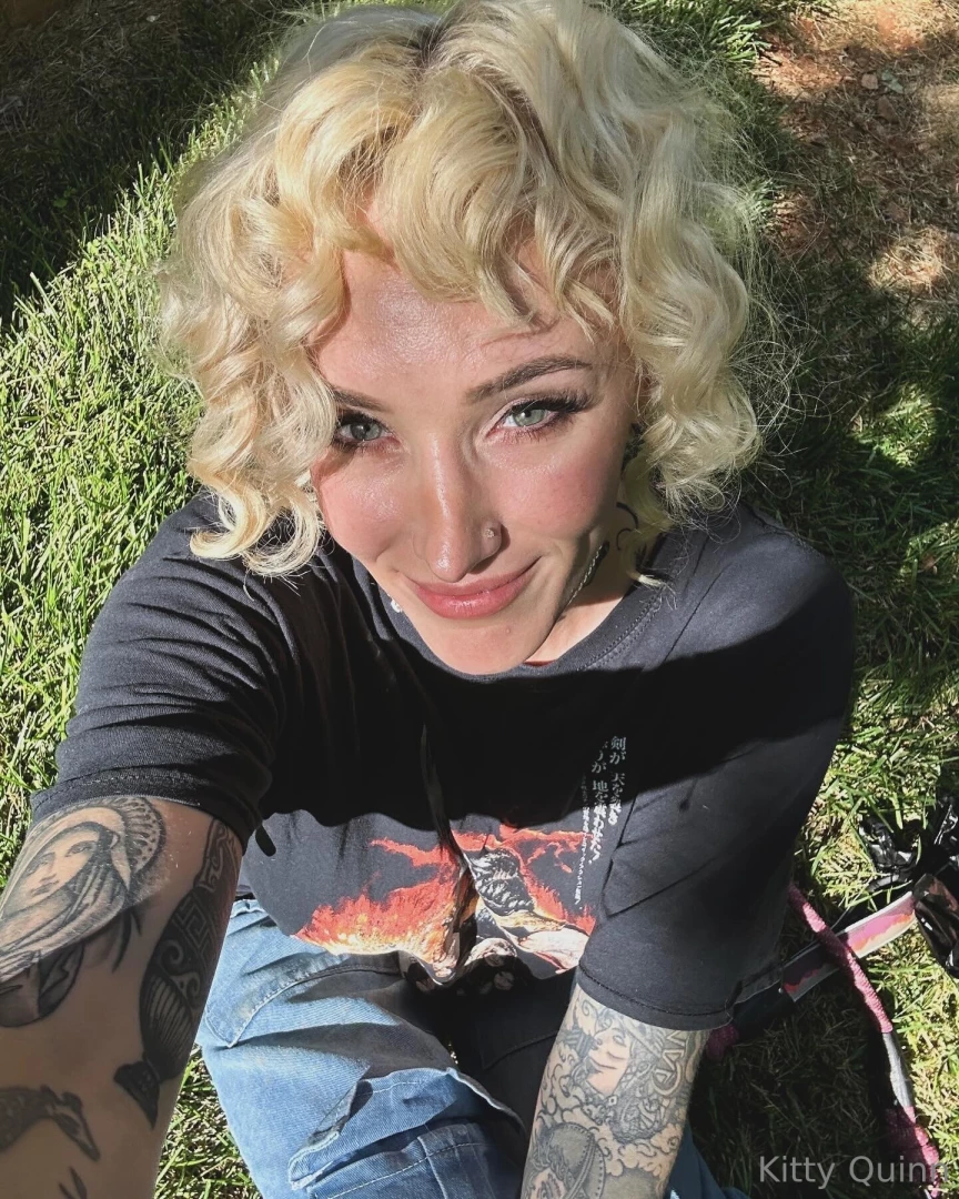 Morning sweeties here are some no filter no edit pics allllll me i do part 1 