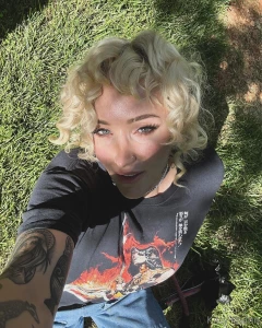 Morning sweeties here are some no filter no edit pics allllll me i do part 5