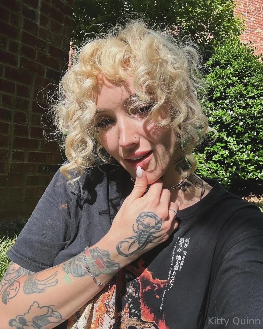 Morning sweeties here are some no filter no edit pics allllll me i do part 2 