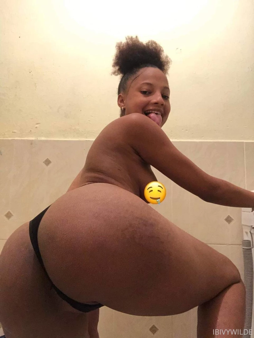 Free page nicole61 sensual ass custom videos fetishes daily posts - 