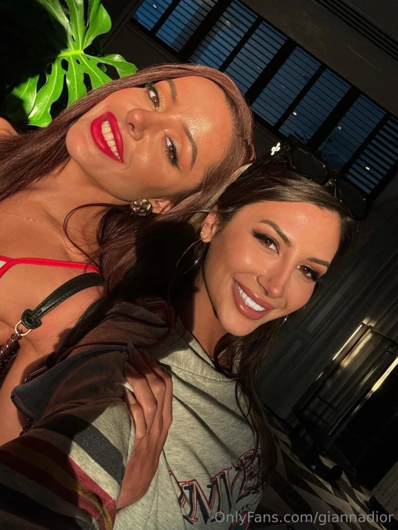 Time to turn up the heat with the sizzling vannabardot2 she just part 1 