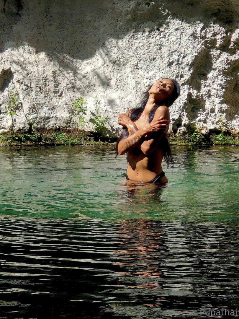 Ciao pupotti qui ancora fa caldino e ne ho approfittato x godermi gli part 5 