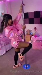 Welcome to my page loves you can call me princess here i ll be posting