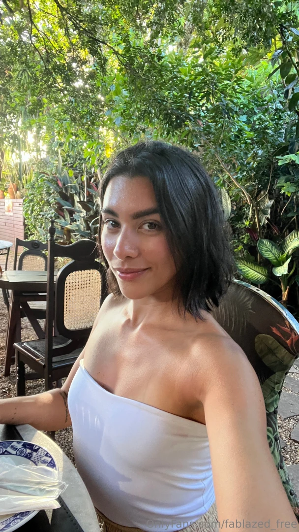 Soft light fresh breeze and a little moment just for me and maybe for 