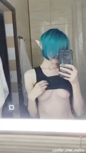 Hey a little blue elf selfie video for youu by the way i sent my new