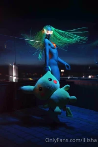 I m here for the electricity held in your fingertips