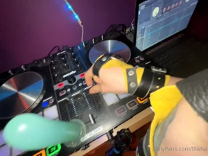 Over 100 hot videos in the library nbsp i m sure at least one of them