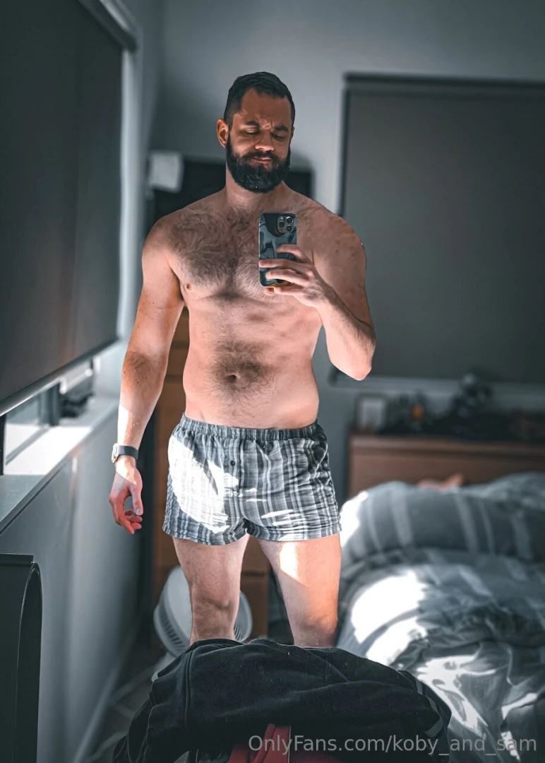 Gym gains wild vibes and a damn good view 