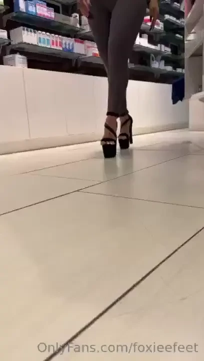 Always highheels part 3 